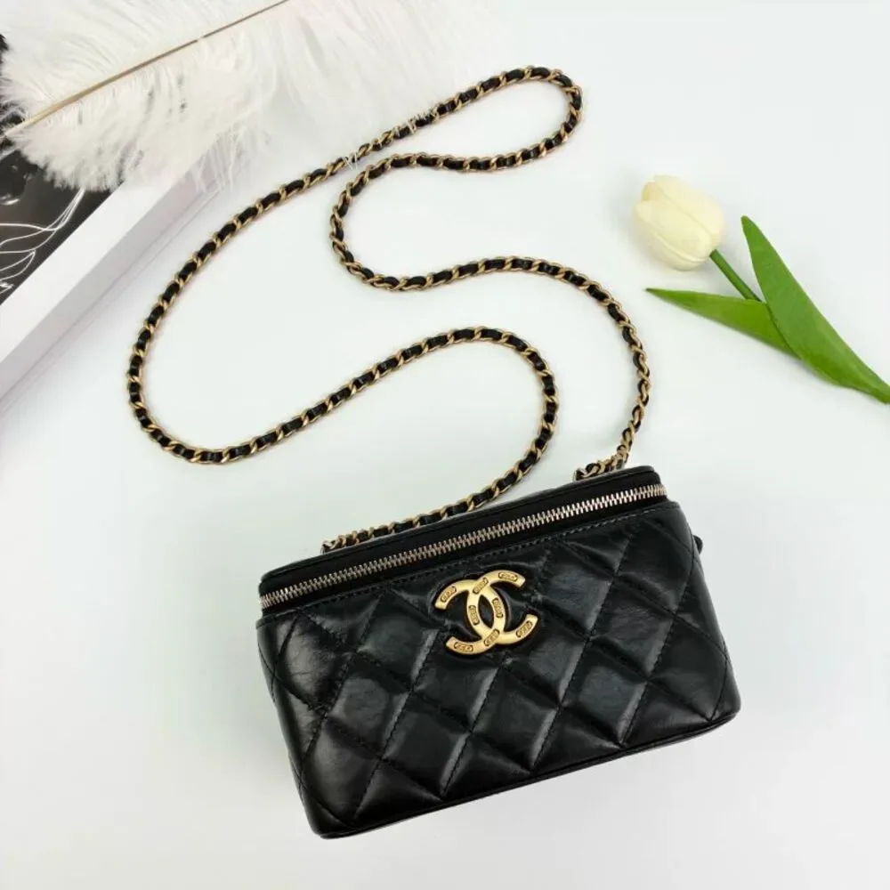 Chanel Women Pre-Loved Bag Very Good Condition